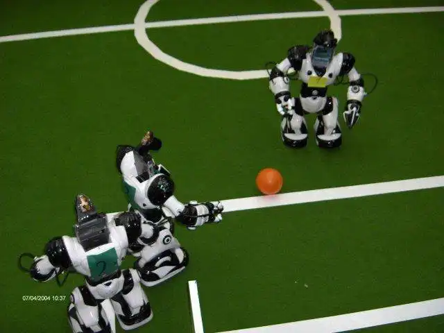 Download web tool or web app Kicking RoboSapien Humanoid Robots to run in Windows online over Linux online