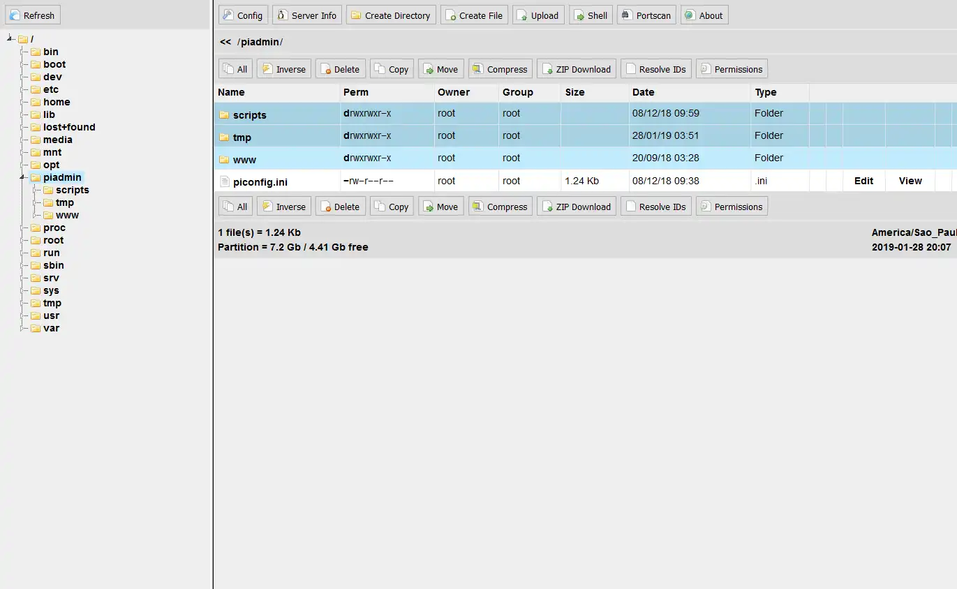 Download web tool or web app PHP File Manager